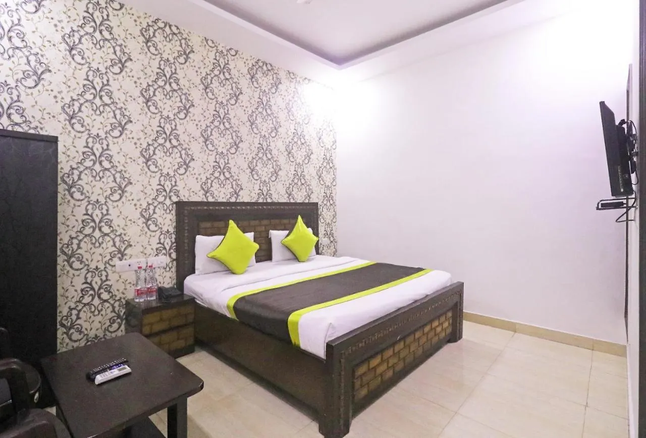 Hotel Ashoka Palace Near Igi Airport New Delhi