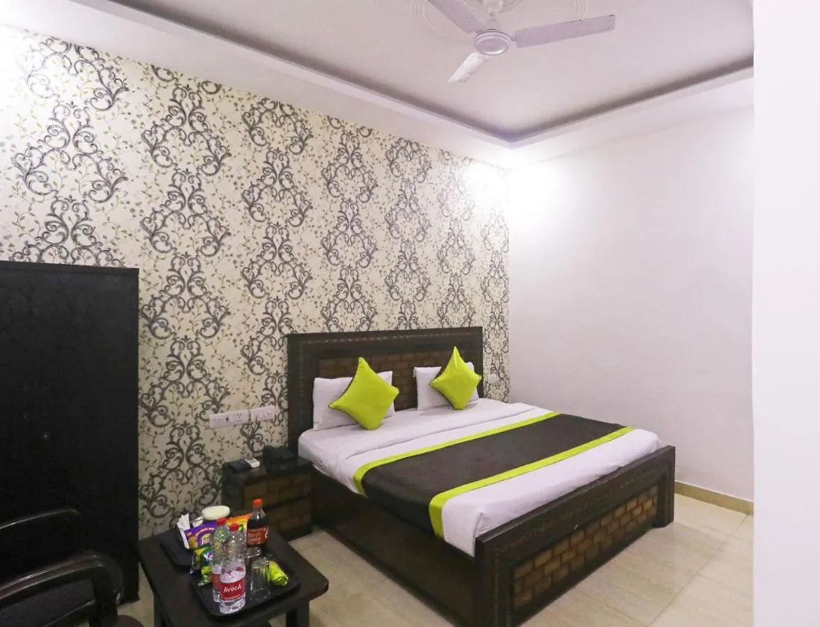 Hotel Ashoka Palace Near Igi Airport New Delhi India