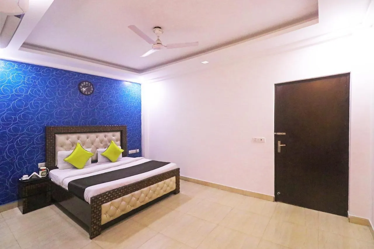 Hotel Ashoka Palace Near Igi Airport New Delhi India