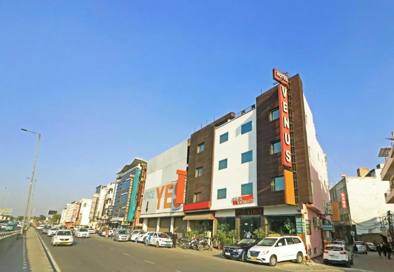 ****  Hotel Ashoka Palace Near Igi Airport New Delhi India