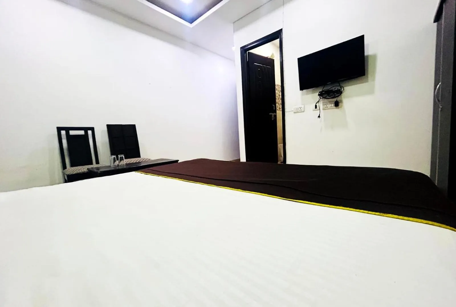 Hotel Ashoka Palace Near Igi Airport New Delhi