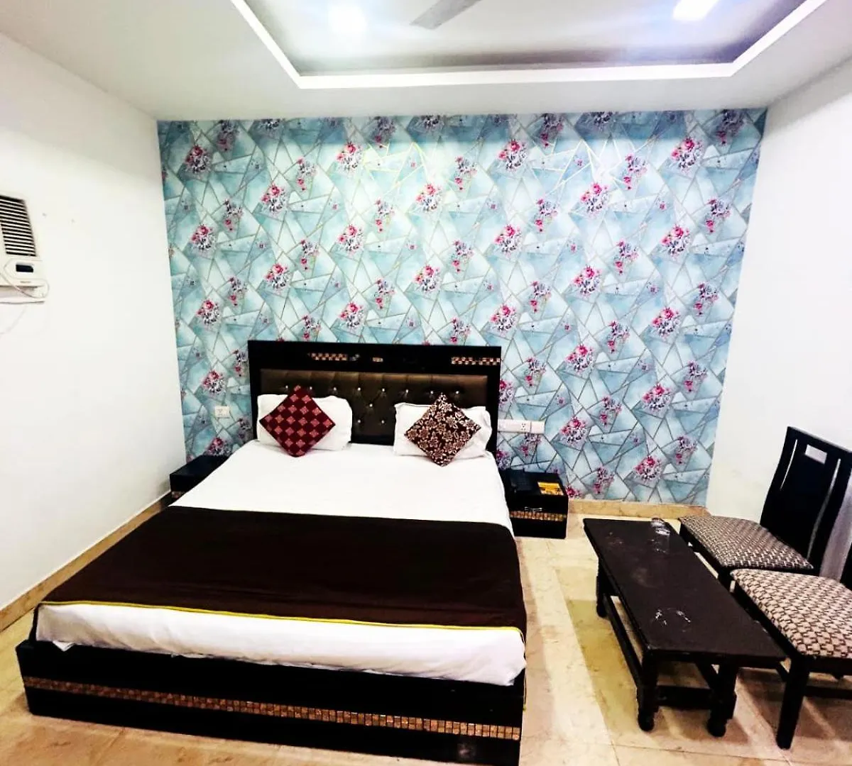 Hotel Ashoka Palace Near Igi Airport New Delhi