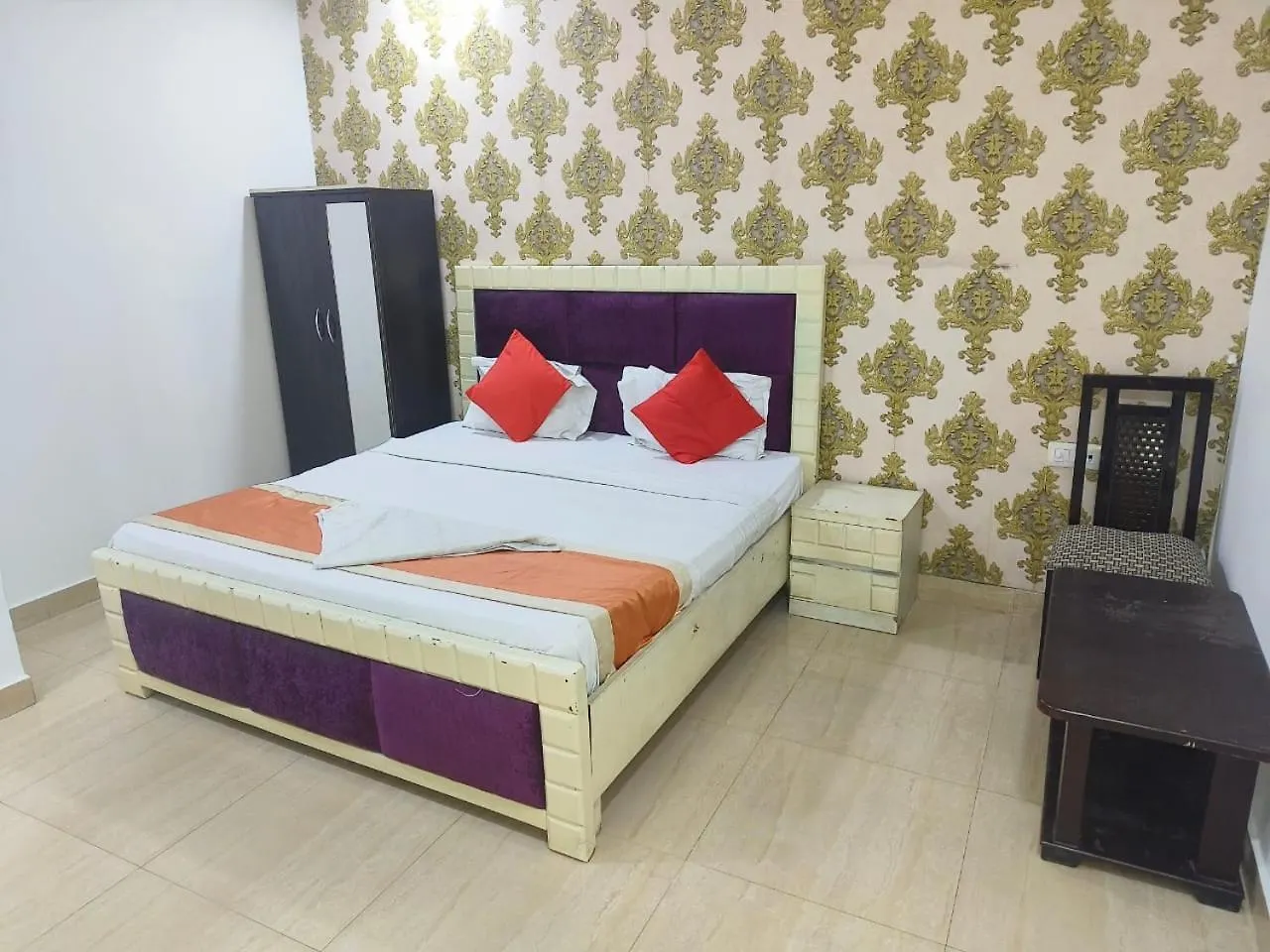 Hotel Ashoka Palace Near Igi Airport New Delhi