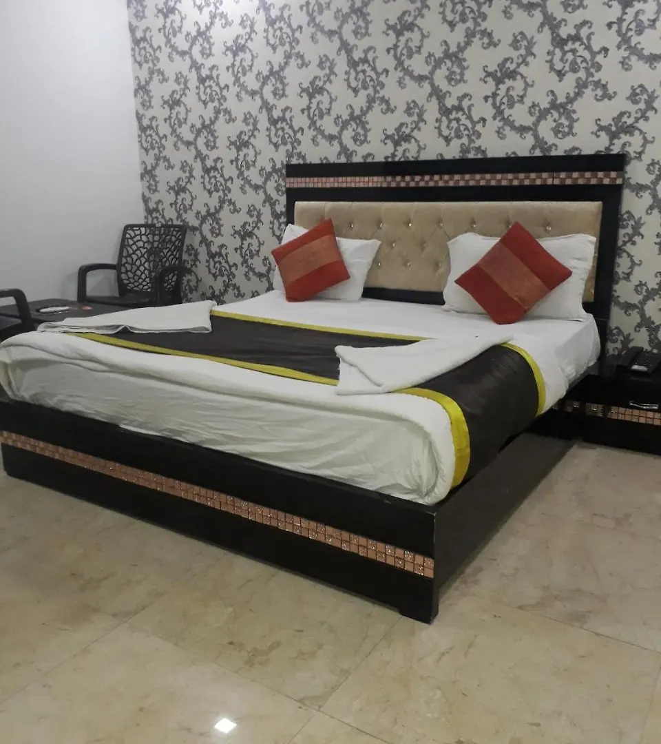 Hotel Ashoka Palace Near Igi Airport New Delhi