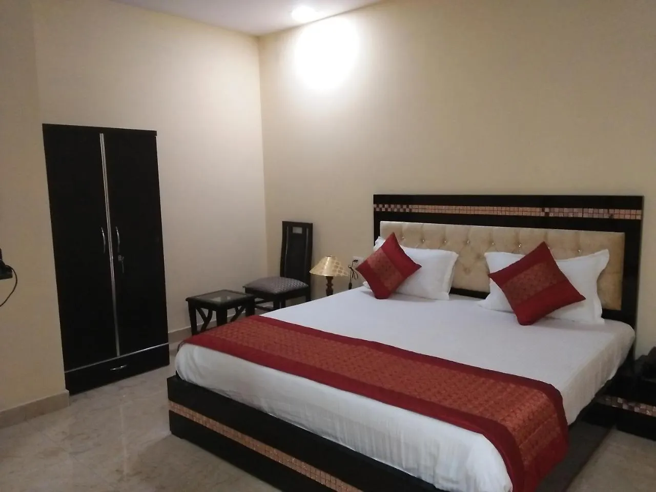 Hotel Ashoka Palace Near Igi Airport New Delhi